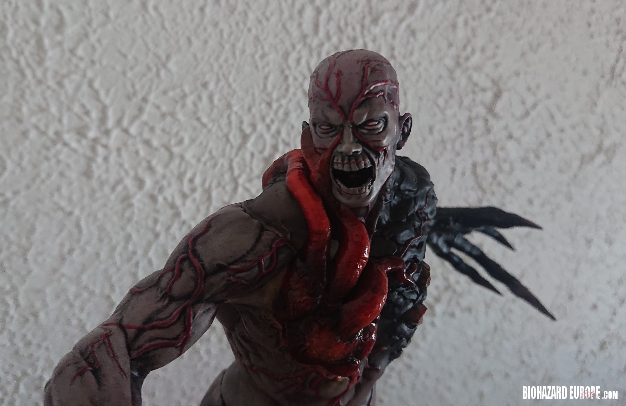Tyrant T-002 statue by Numskull Designs, Resident Evil collectibles